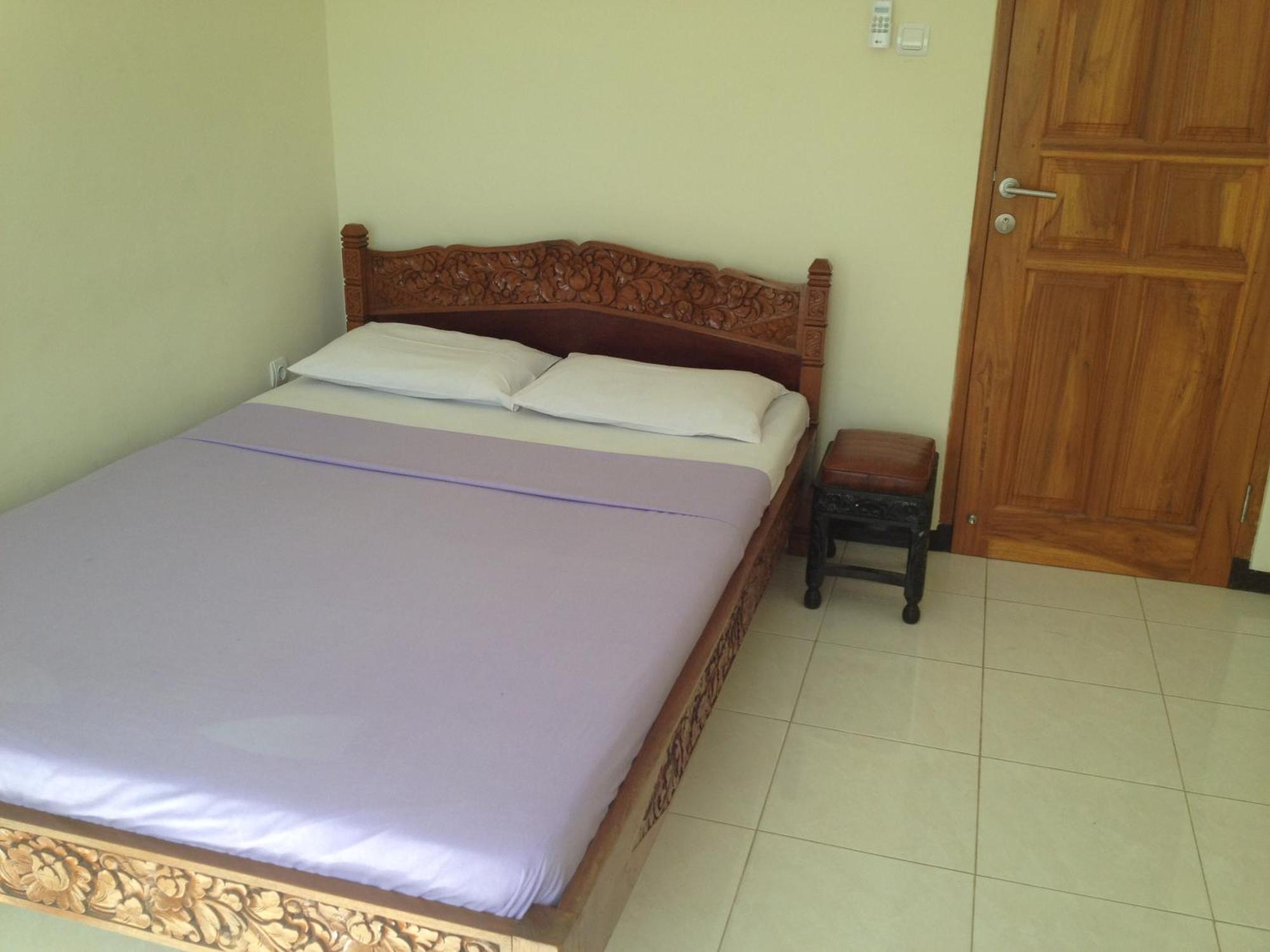 Astina Hotel Lovina Oda fotoğraf